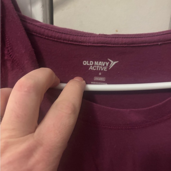 Old Navy Women's Burgundy Long Sleeve Top - Picture 3 of 3